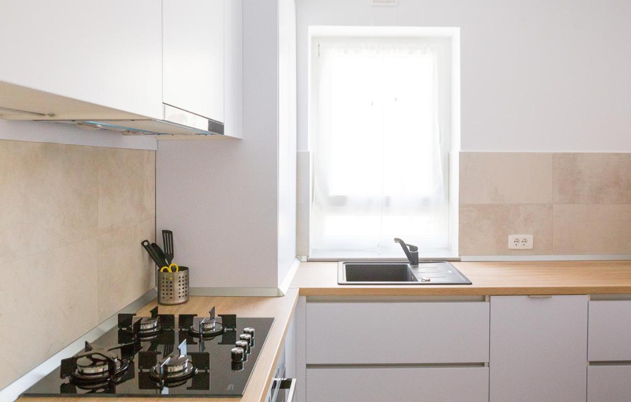 Apartament 4Tourists 2 Braşov Buitenkant foto